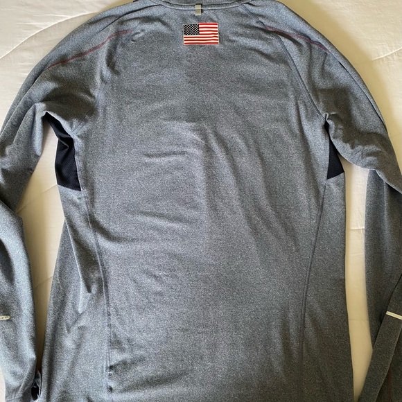 Nike USA Dri-Fit Running Performance Top - Picture 3 of 4